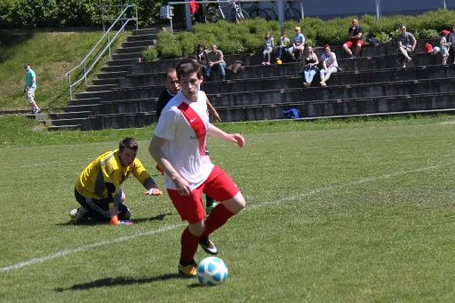 TSV Hertingshausen II : Spvgg Olympia Ks. IV