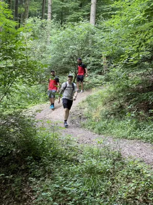 Wanderung zum Hirzstein